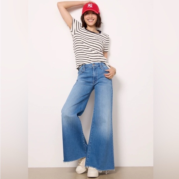 MOTHER Denim - Mother The Roller Fray Wide Leg Jeans Mid Rise Riding Cliffside Size 28 x 31”